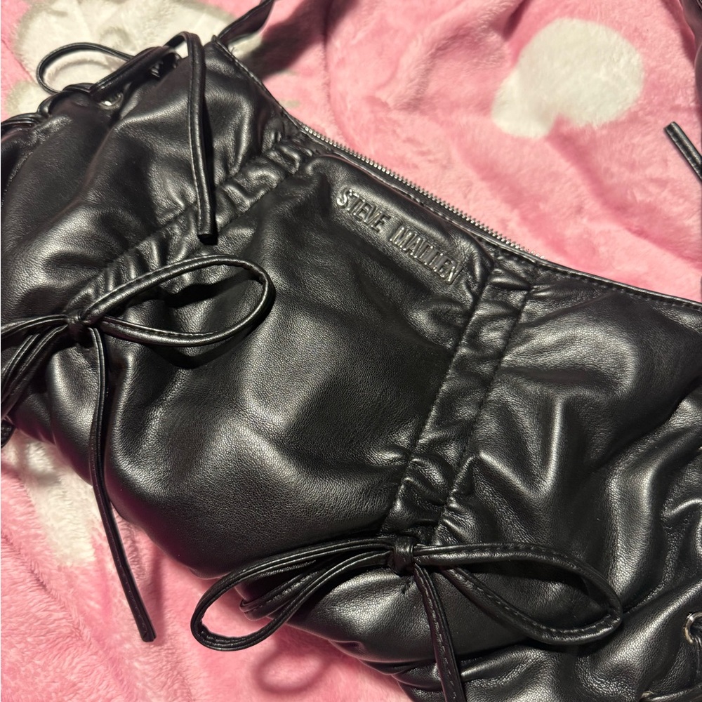 Steve Madden Elegant Black Handbag